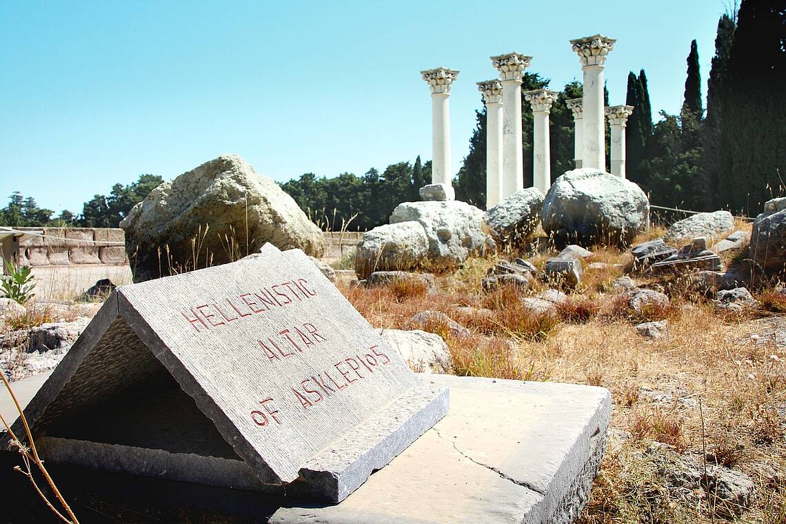 Bild der Überreste von Behandlungszimmern, Tempel von Asklepios; von Pixabay
